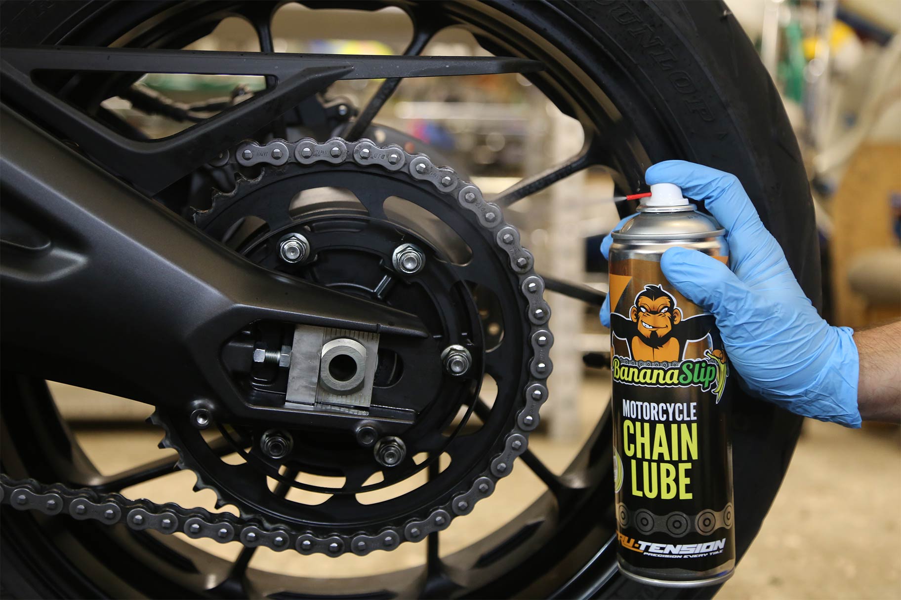 chain lubrication for bike