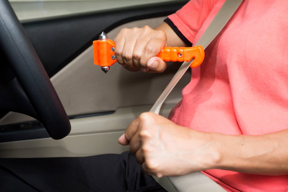 Best Car Window Breakers 2021 For Emergencies