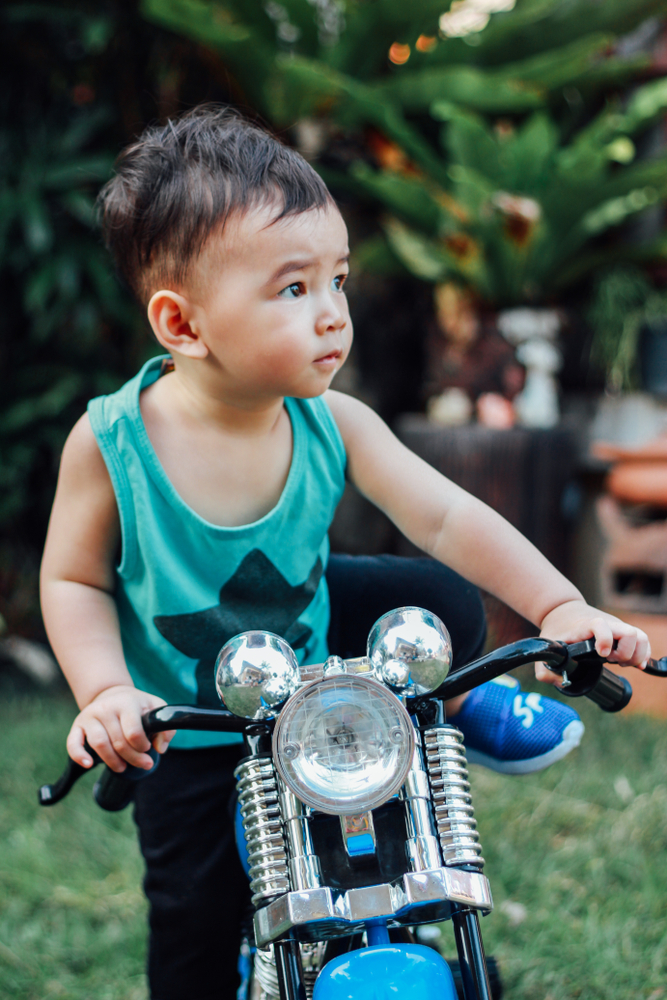 motorcycle for toddlers to ride