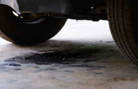 Best Oil Stop Leak Additives to Plug the Hole