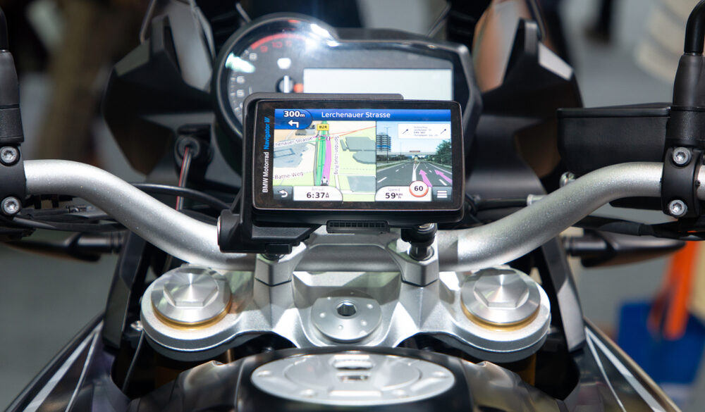 Best Motorcycle GPS Navigation Systems 2021: Follow the Arrow