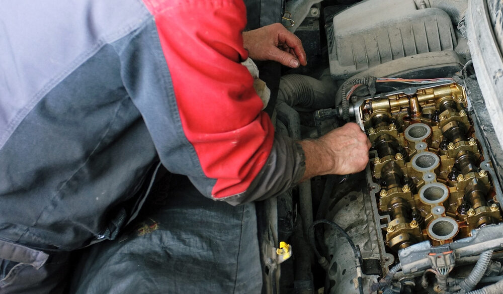 The Symptoms of a Valve Cover Gasket Leak — And How Much Replacing It