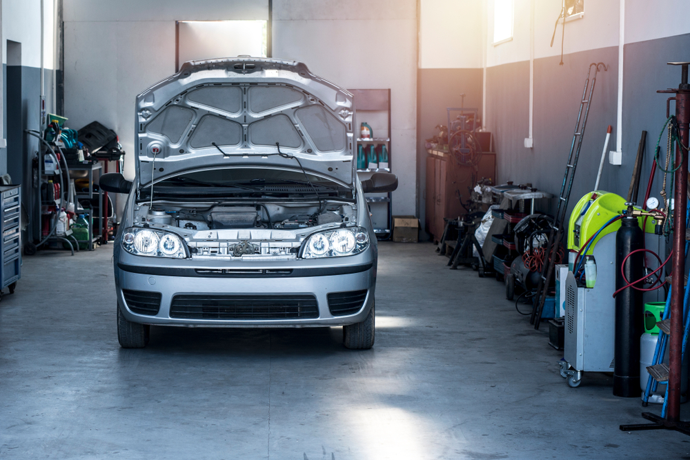 Why Is My Car Hood Not Closing All the Way? Auto Quarterly